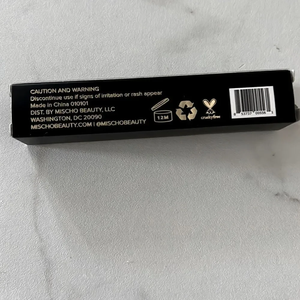 MISCHO Liquid eyeshadow NWT